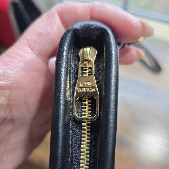 NWOT Louis Vuitton Saint Jacques Raffia Pouch with Dust Bag - Picture 5 of 9